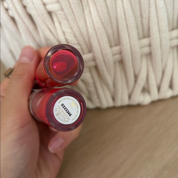 Clarins Lip water lip stain and comfort oil pitaya - Picture 3 of 3